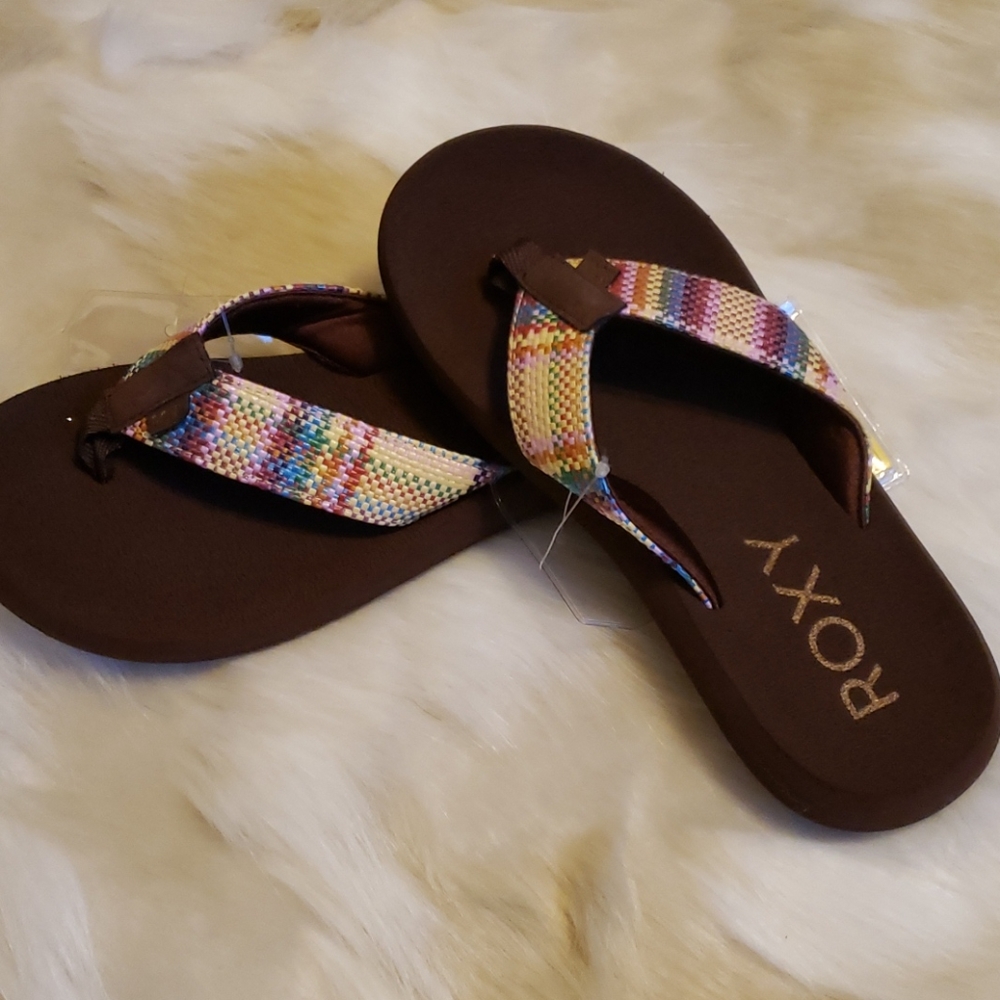 Roxy sandals